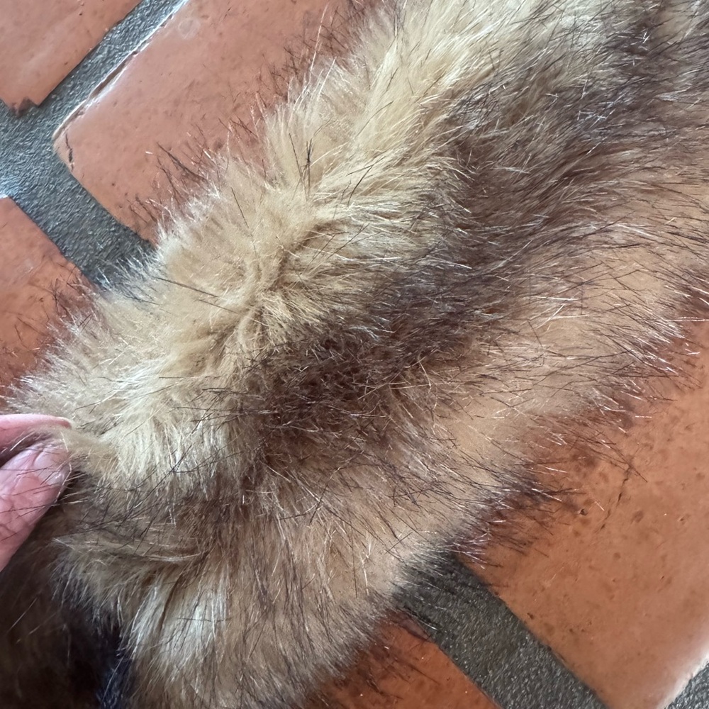Faux Fur Scarf Stole Collar in Fawn and Brown